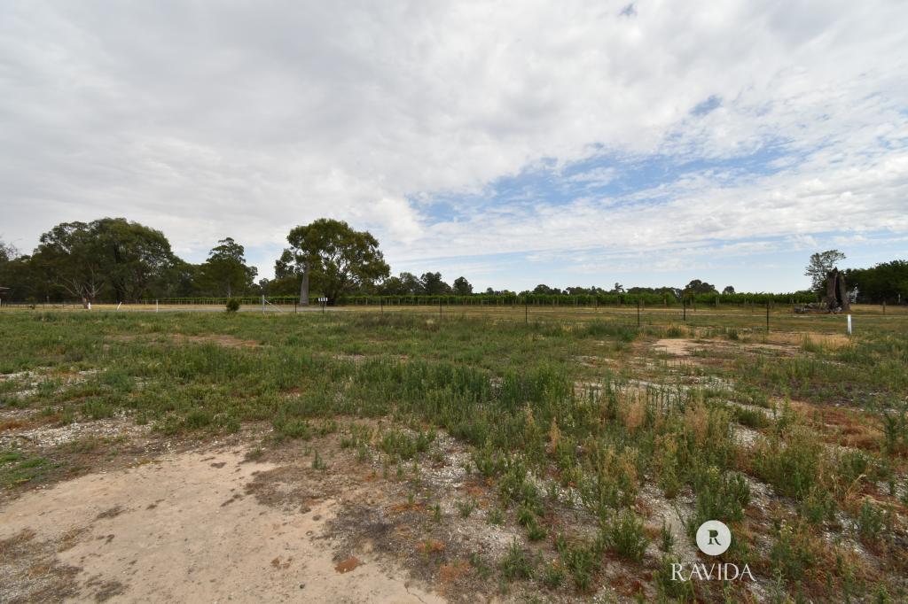 44 Shadforth St, Oxley, VIC 3678