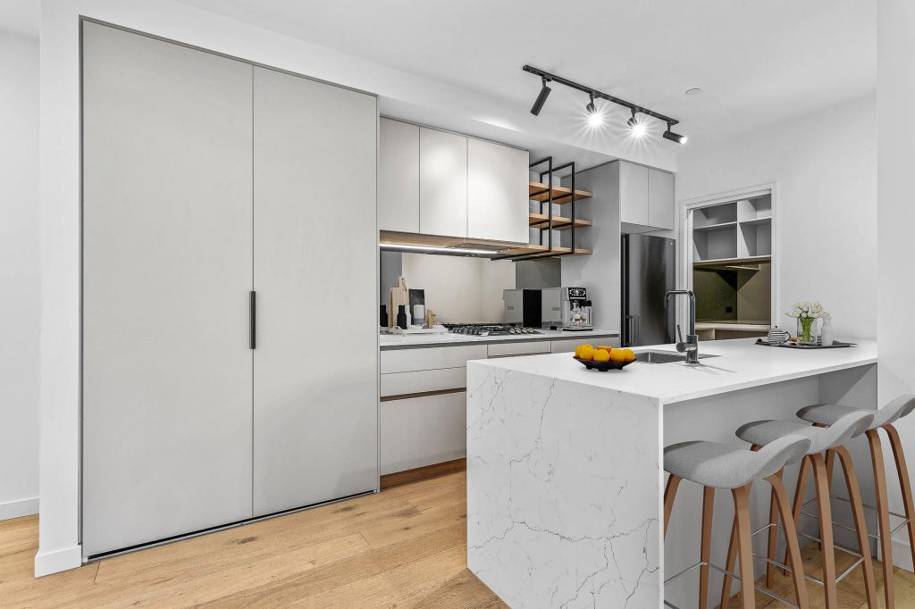 207/1 Red Hill Tce, Doncaster East, VIC 3109