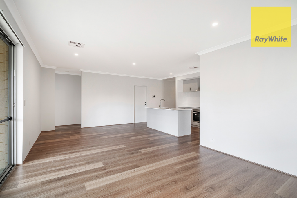 8 Karleep St, Viveash, WA 6056