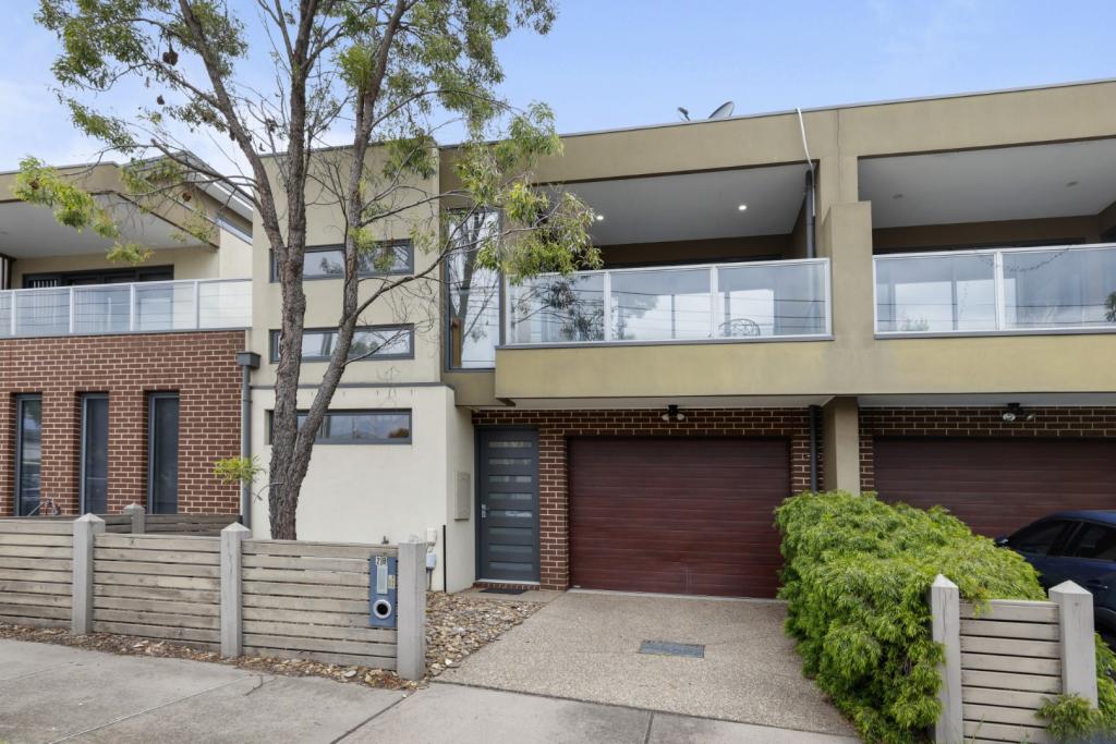 2 B Gwenda Ave, Moorabbin, VIC 3189