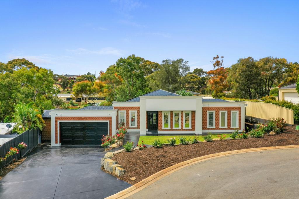 4 Sunbird Ct, Greenwith, SA 5125