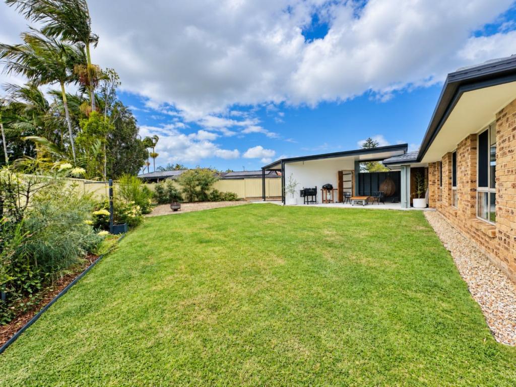 14 Laggan Ct, Merrimac, QLD 4226