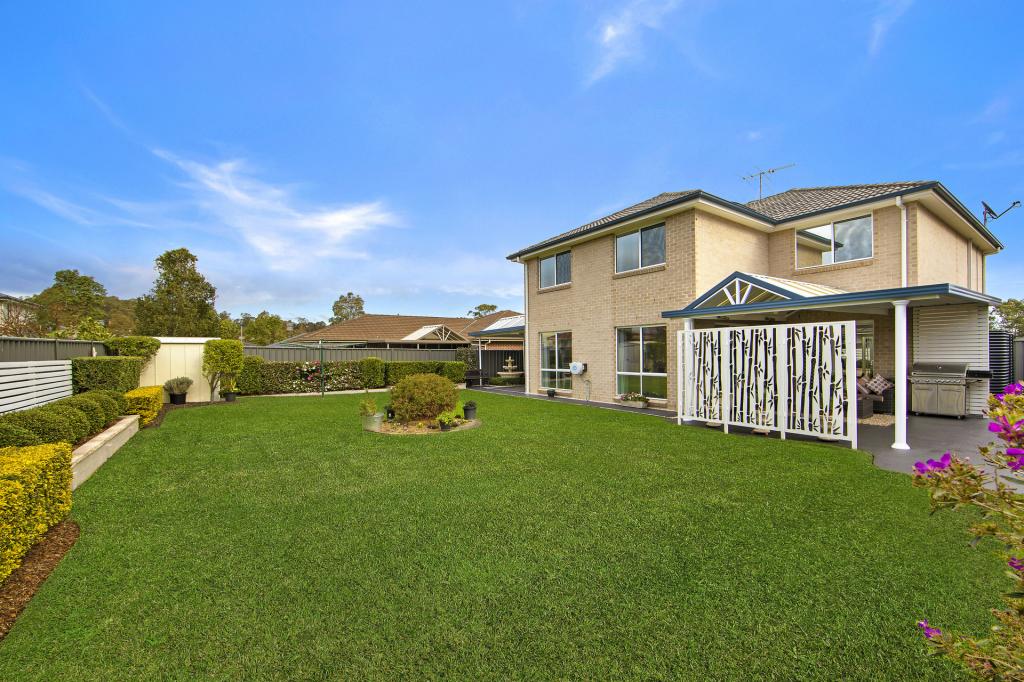 29 Quarterhorse Pde, Wadalba, NSW 2259