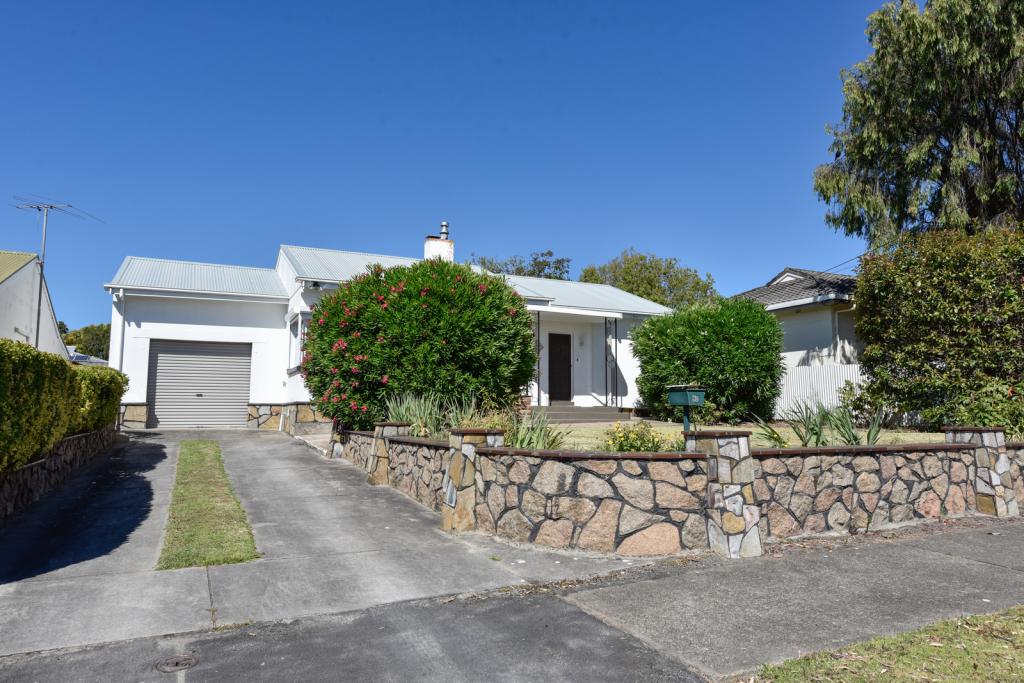 92 LAKE TCE E, MOUNT GAMBIER, SA 5290