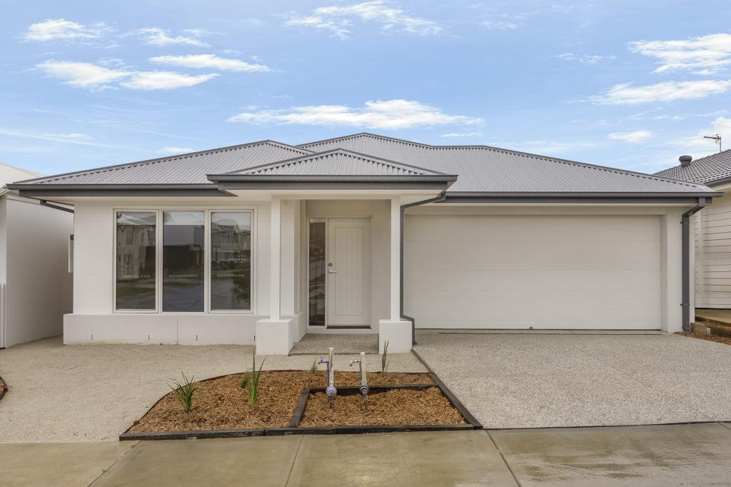 11 Robe Dr, Mount Duneed, VIC 3217