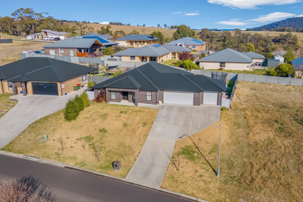 34 James O'Donnell Dr, Bowenfels, NSW 2790