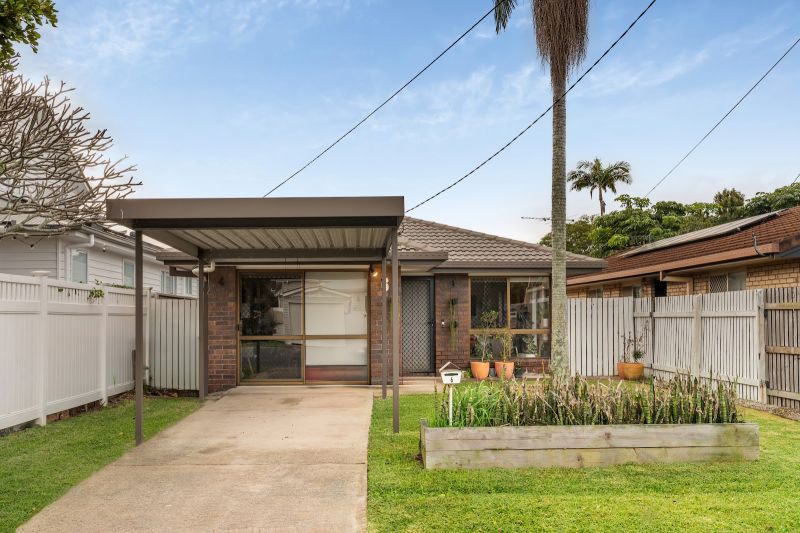 6 Central Ave, Deagon, QLD 4017