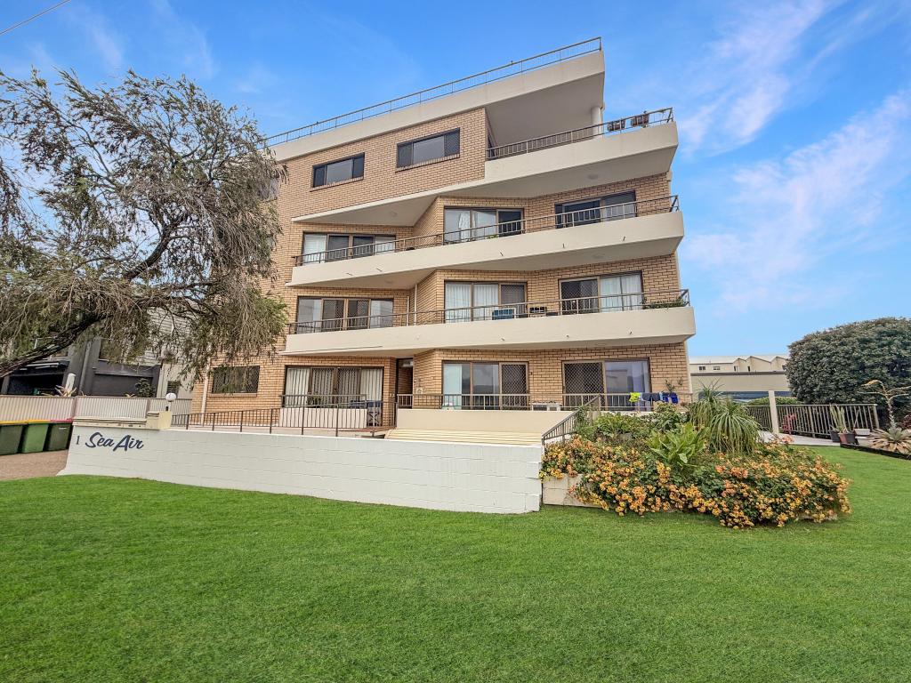 2/1 Burke St, Golden Beach, QLD 4551