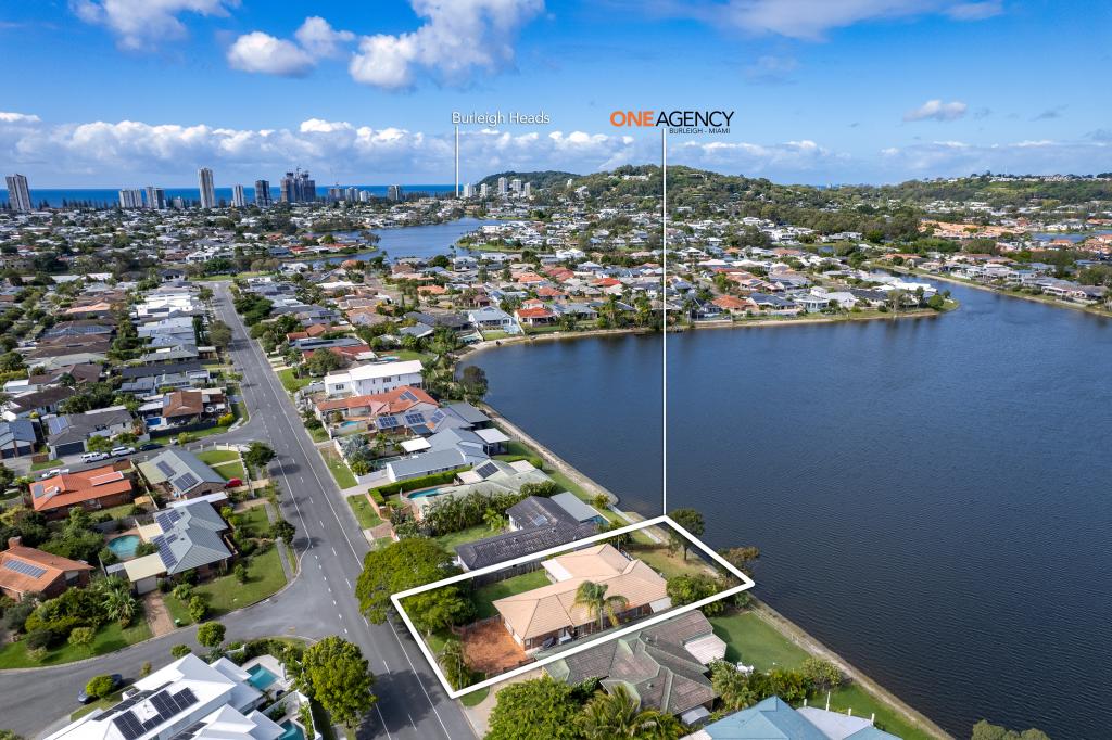 44 Auk Ave, Burleigh Waters, QLD 4220