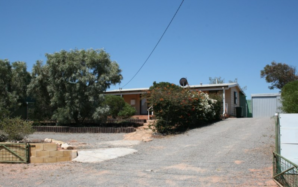 8 Edwards St, Denham, WA 6537