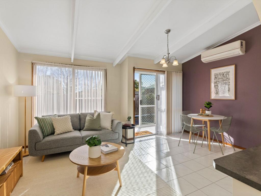 3/16 JERMYN ST, ULVERSTONE, TAS 7315