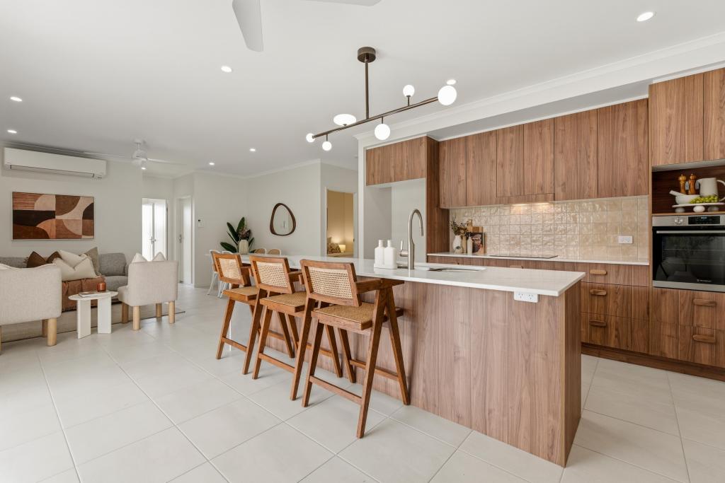 3c Sidney St, West End, QLD 4810