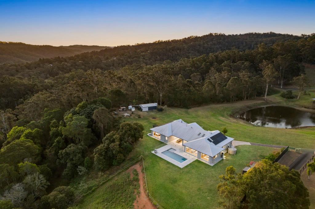 11/463 Gold Creek Rd, Brookfield, QLD 4069