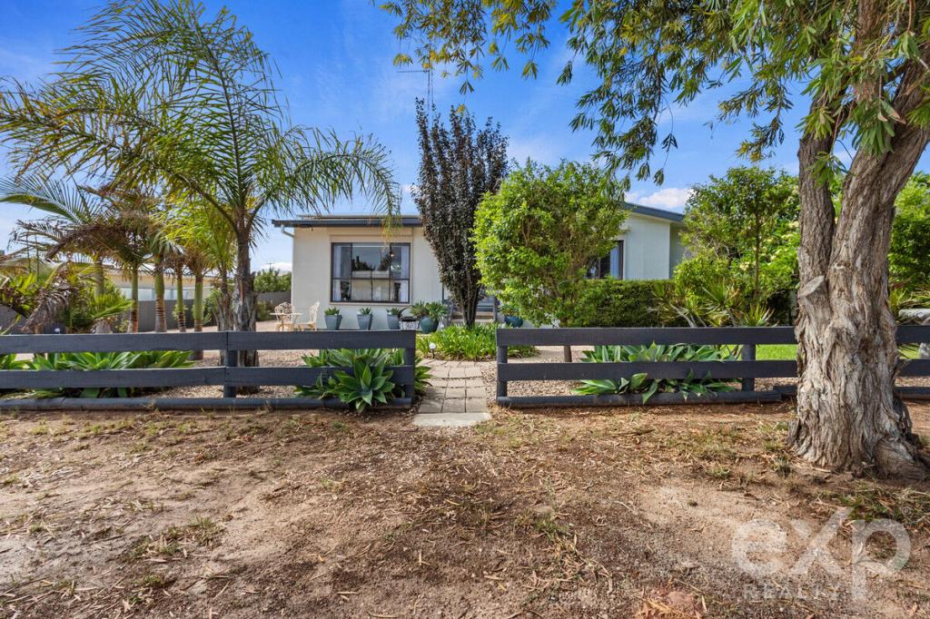 120 Coast Rd, Moonta Bay, SA 5558