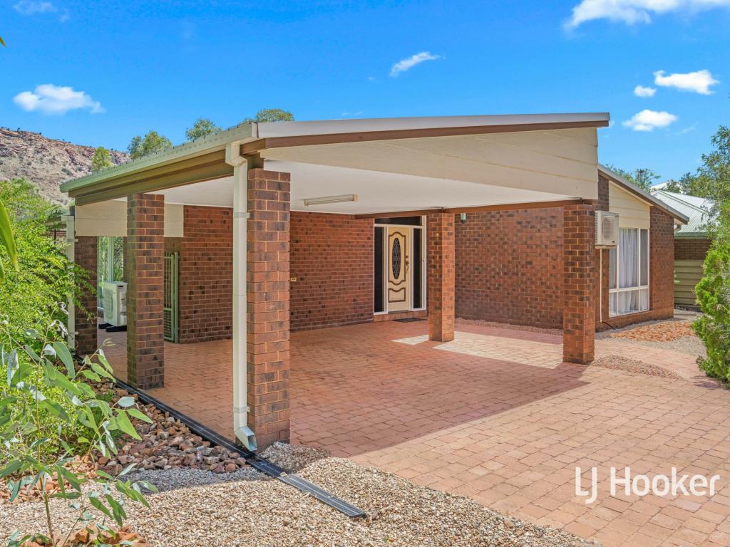 8 Hillside Gdns, Desert Springs, NT 0870