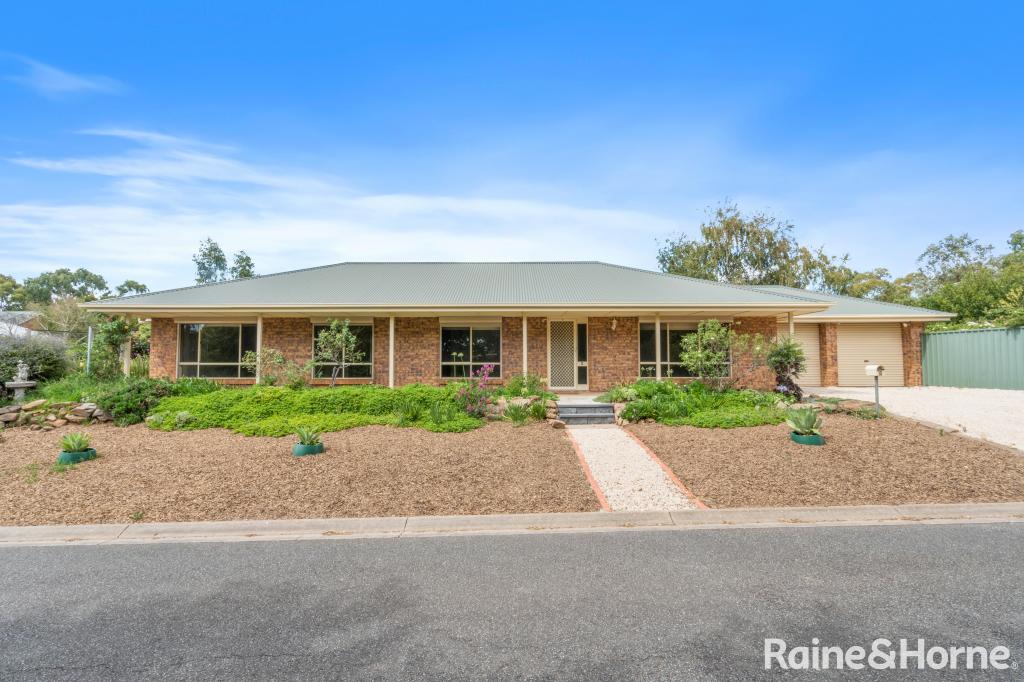 10 Brideson Rd, Strathalbyn, SA 5255