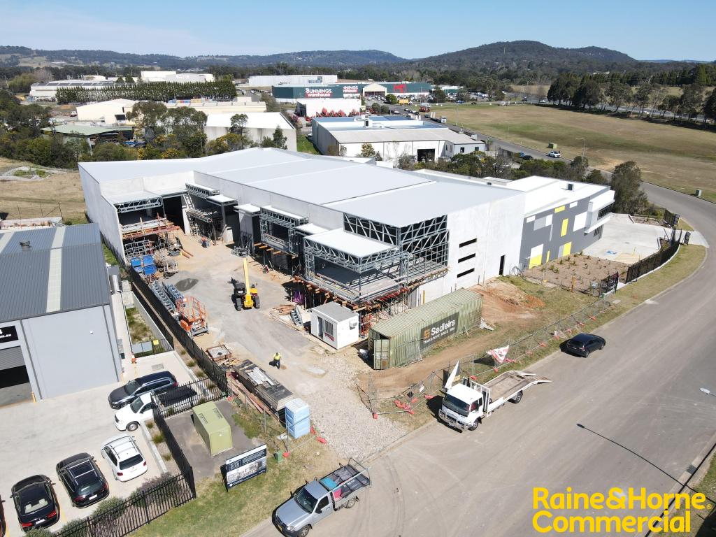 Units 1-4/12 Pikkat Dr, Braemar, NSW 2575