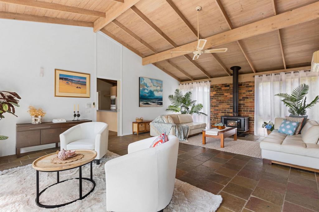 339 Nepean Hwy, Mount Martha, VIC 3934