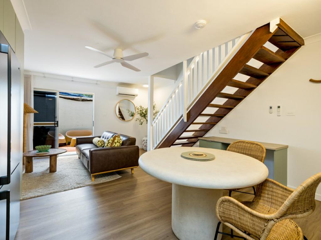 6/10 Crathern Cl, Edge Hill, QLD 4870