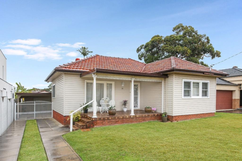 35 Glenn Ave, Northmead, NSW 2152