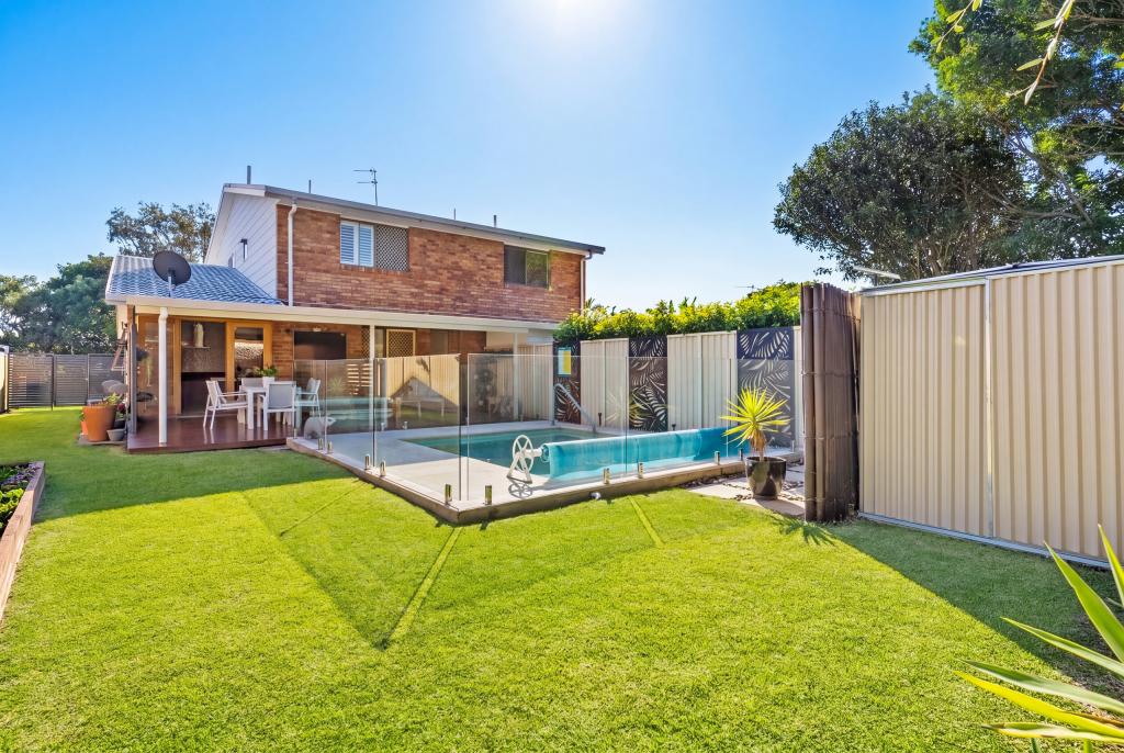 2/90 Christine Ave, Burleigh Waters, QLD 4220