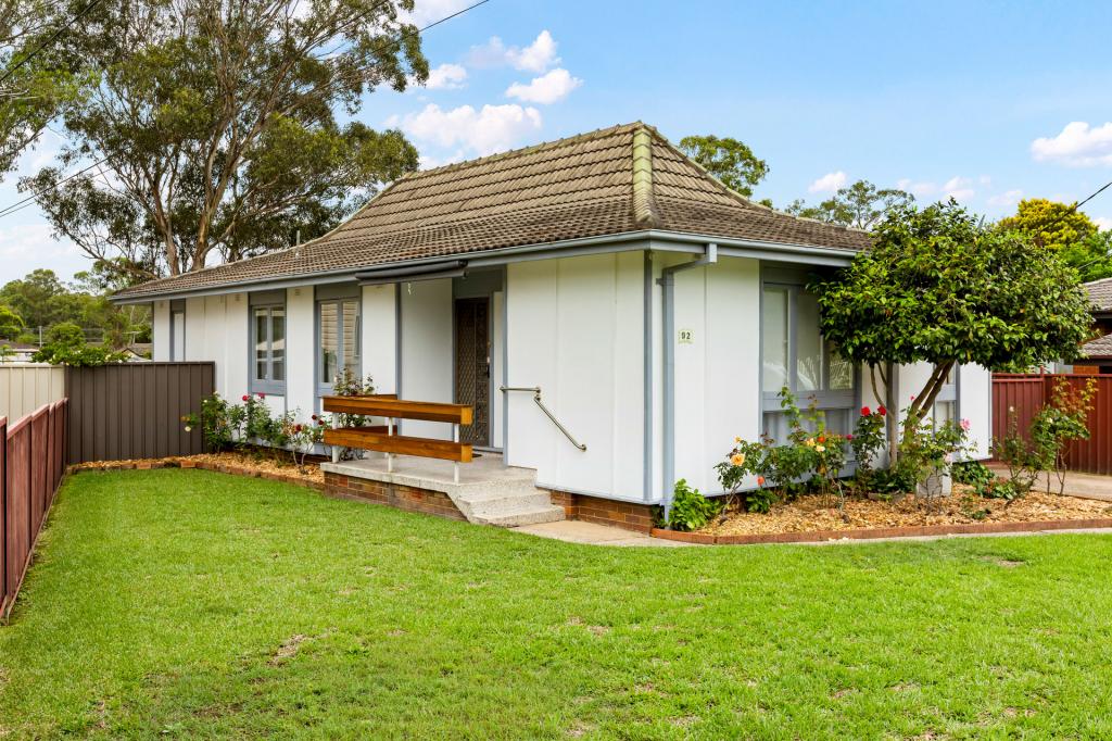 92 CAPTAIN COOK DR, WILLMOT, NSW 2770