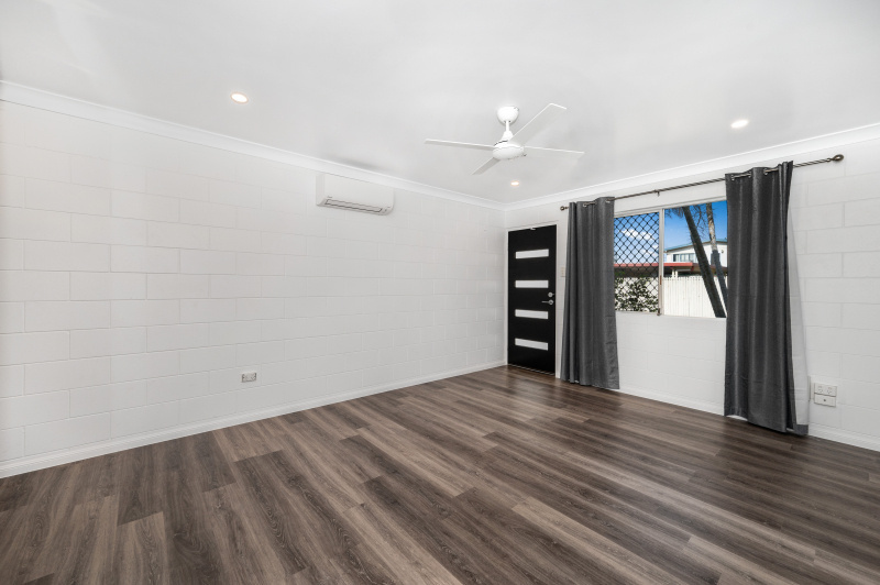 2/10 Halliday St, Kirwan, QLD 4817