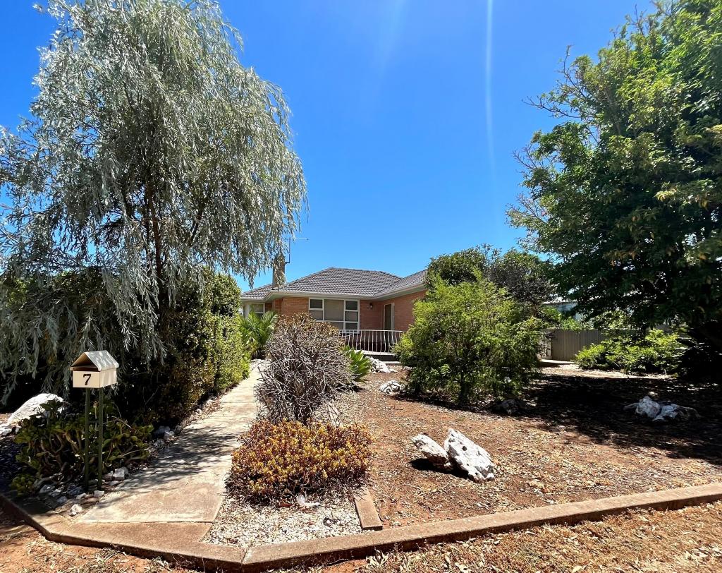 7 Cheek Ave, Gawler East, SA 5118