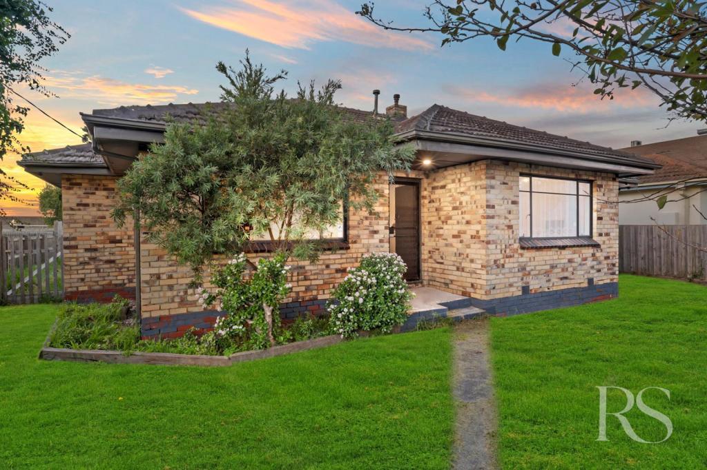 33 Mereweather Ave, Frankston, VIC 3199