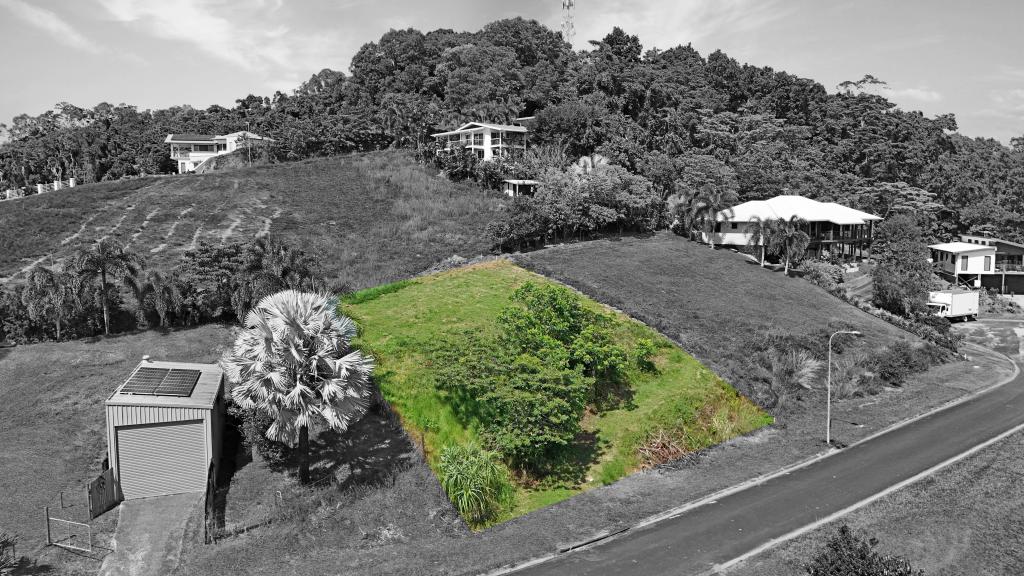 19 Riverside Tce, South Mission Beach, QLD 4852