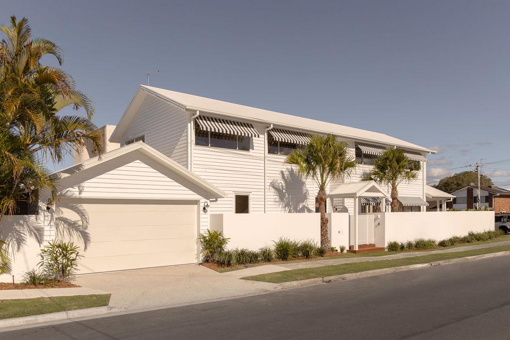 123 Albion Ave, Miami, QLD 4220