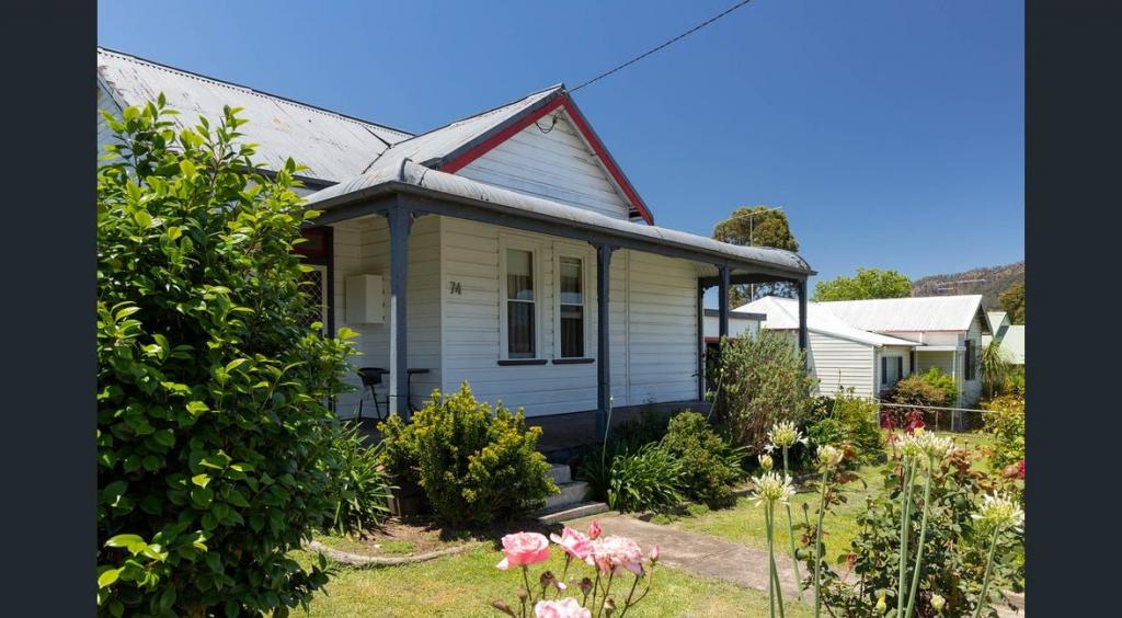 74 Denison St, Gloucester, NSW 2422