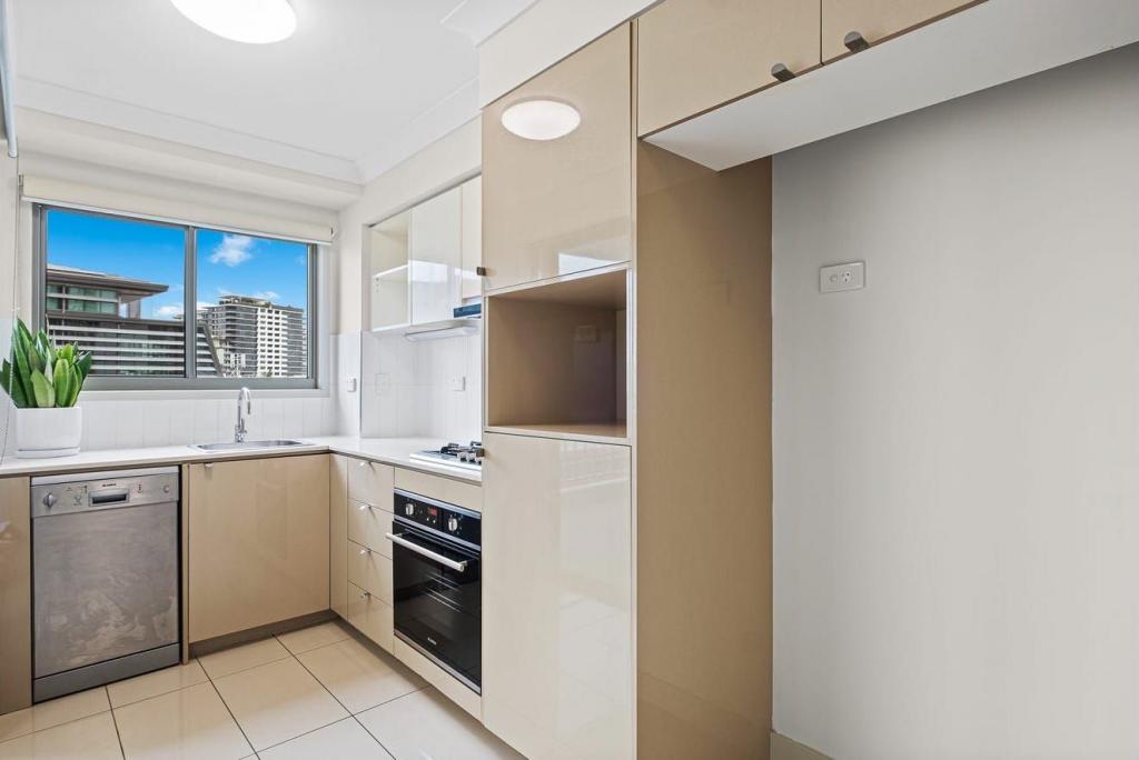 602/8 Hurworth St, Bowen Hills, QLD 4006