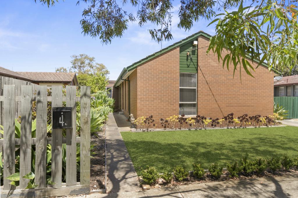4 Solar Dr, Whittington, VIC 3219