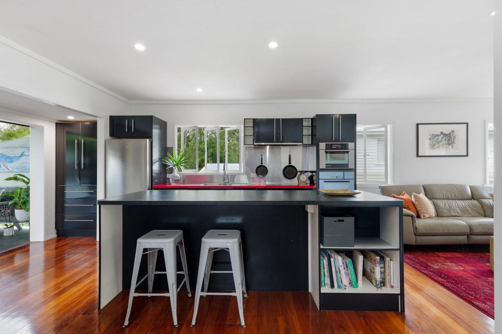 25 Bromwich St, The Gap, QLD 4061