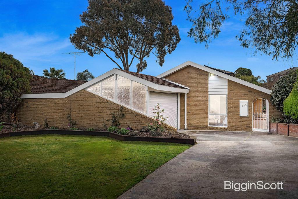 135 Whites Lane, Wheelers Hill, VIC 3150