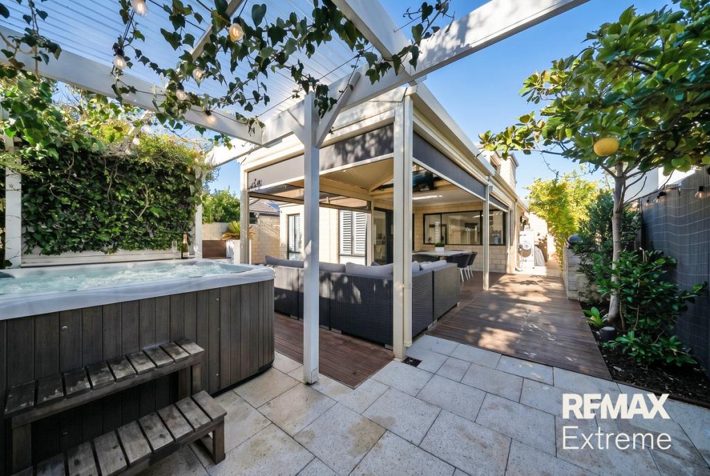 34 Masthead Cl, Jindalee, WA 6036