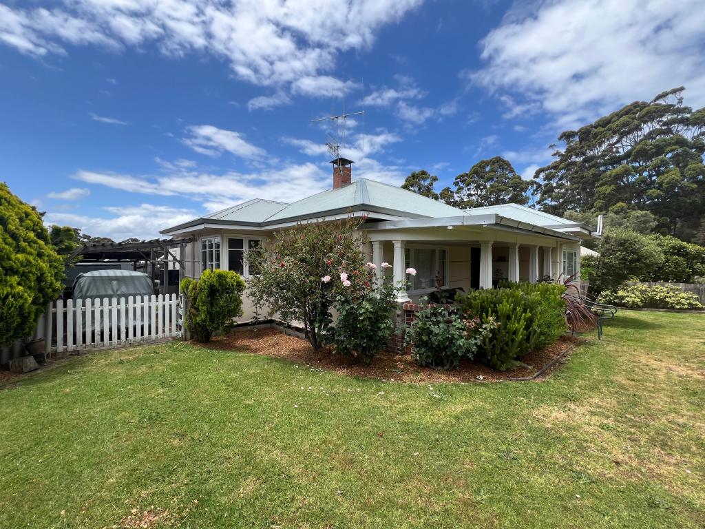 21 PRICE ST, DENMARK, WA 6333