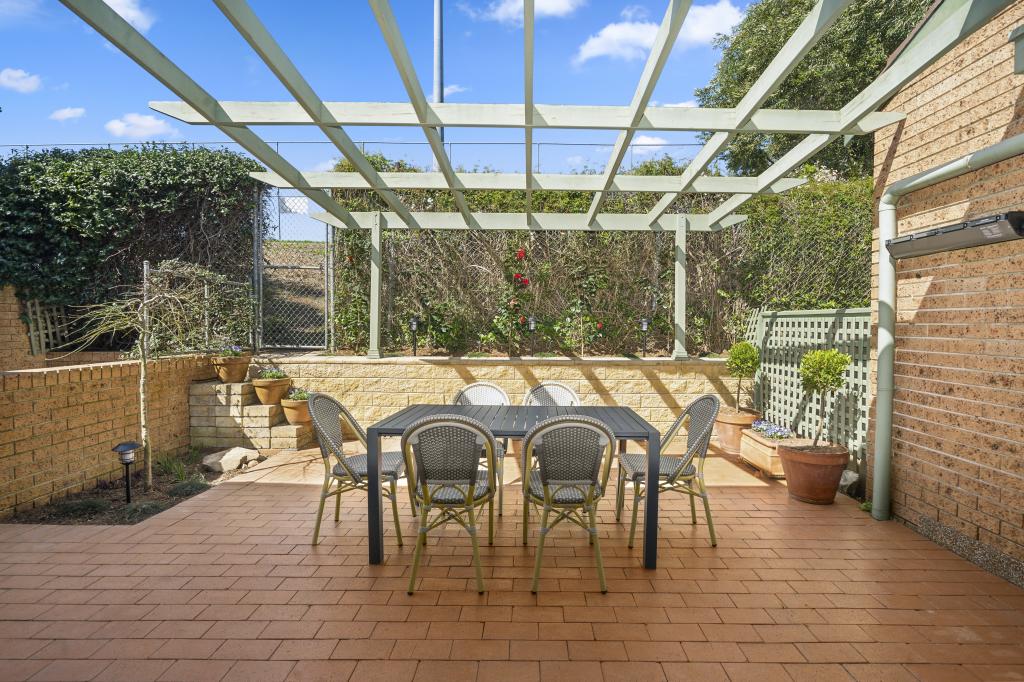 26/11 Busaco Rd, Marsfield, NSW 2122