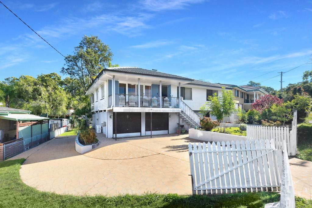 61 Yanderra Ave, Arana Hills, QLD 4054