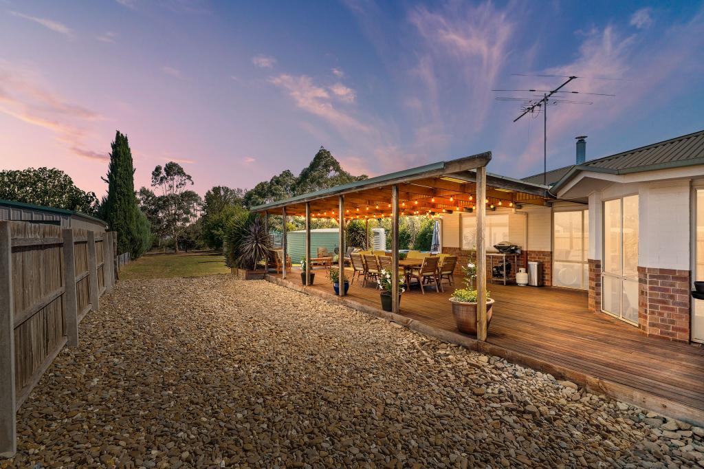 19 Rosamel St, Gundaroo, NSW 2620