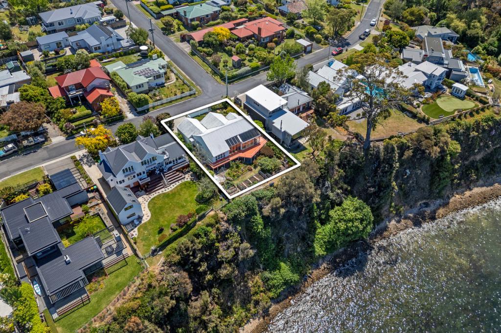 44 Flinders Esp, Taroona, TAS 7053