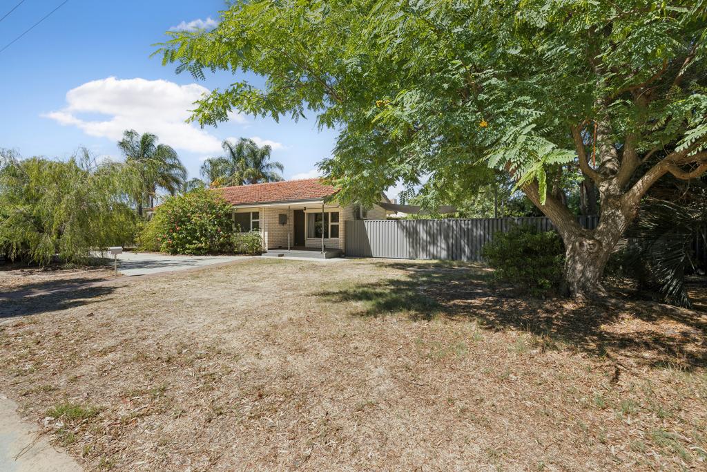 27 Willowmead Way, Kelmscott, WA 6111