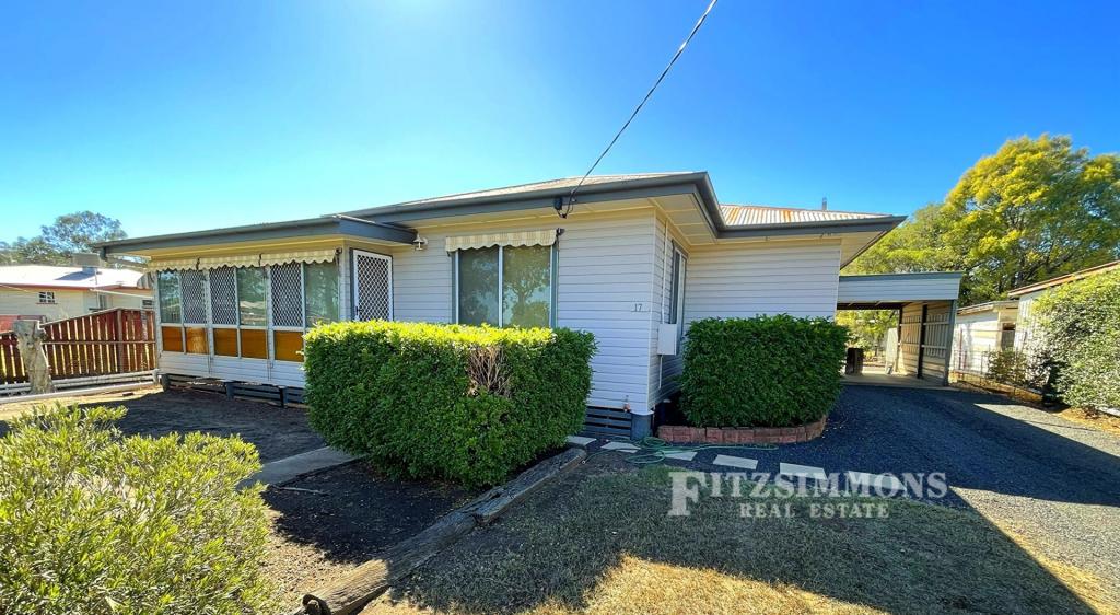 17 Curtis St, Dalby, QLD 4405