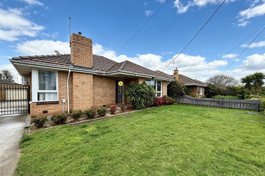 11 Buckingham Ave, Bentleigh, VIC 3204
