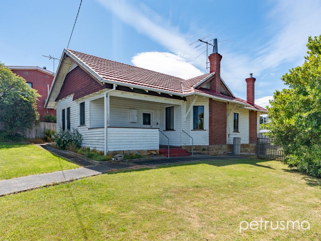 14 Raminea Rd, Lindisfarne, TAS 7015