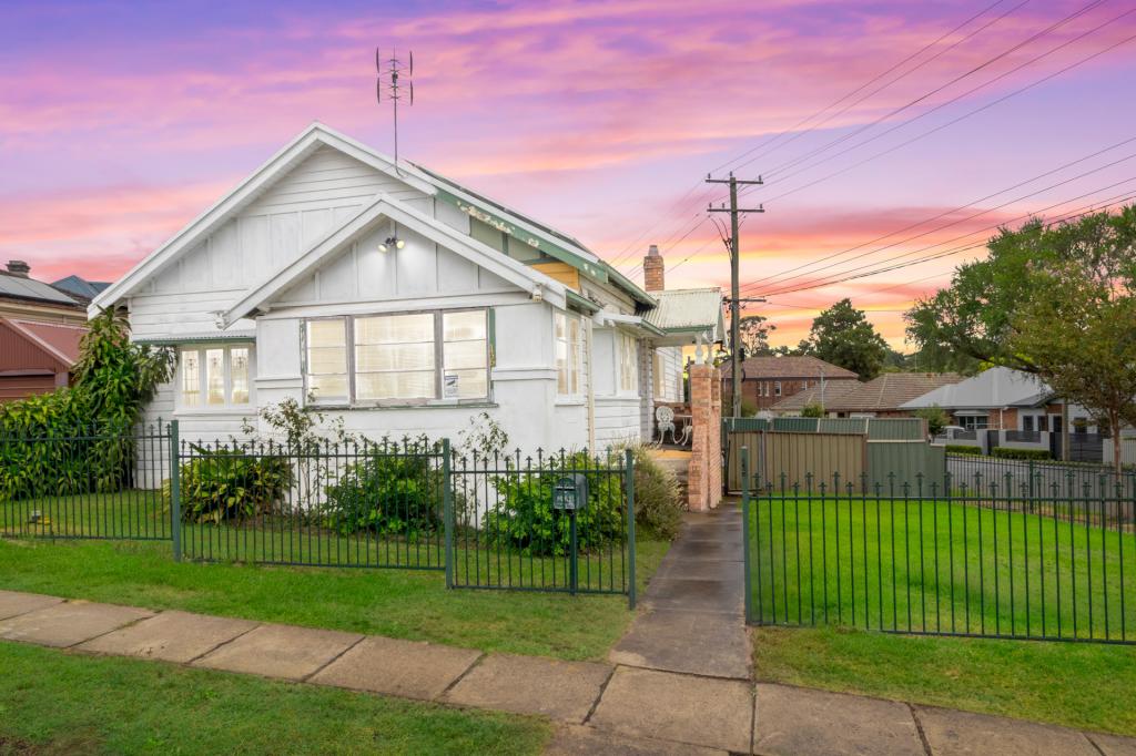 136 Hanbury St, Mayfield, NSW 2304