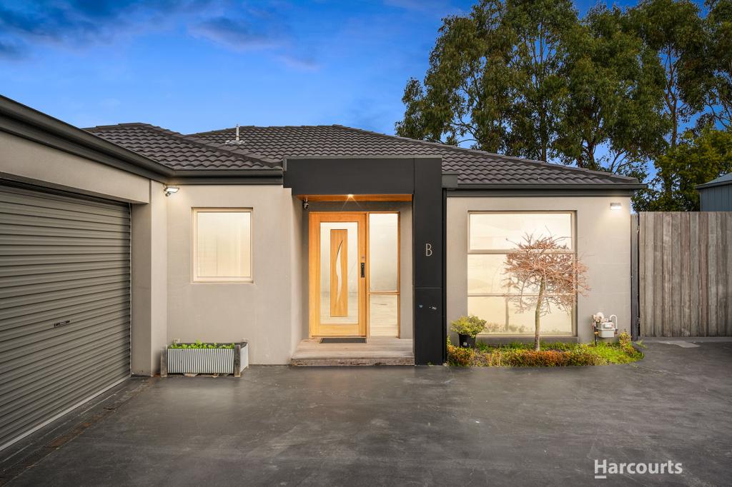 31B CAMERON WAY, PAKENHAM, VIC 3810