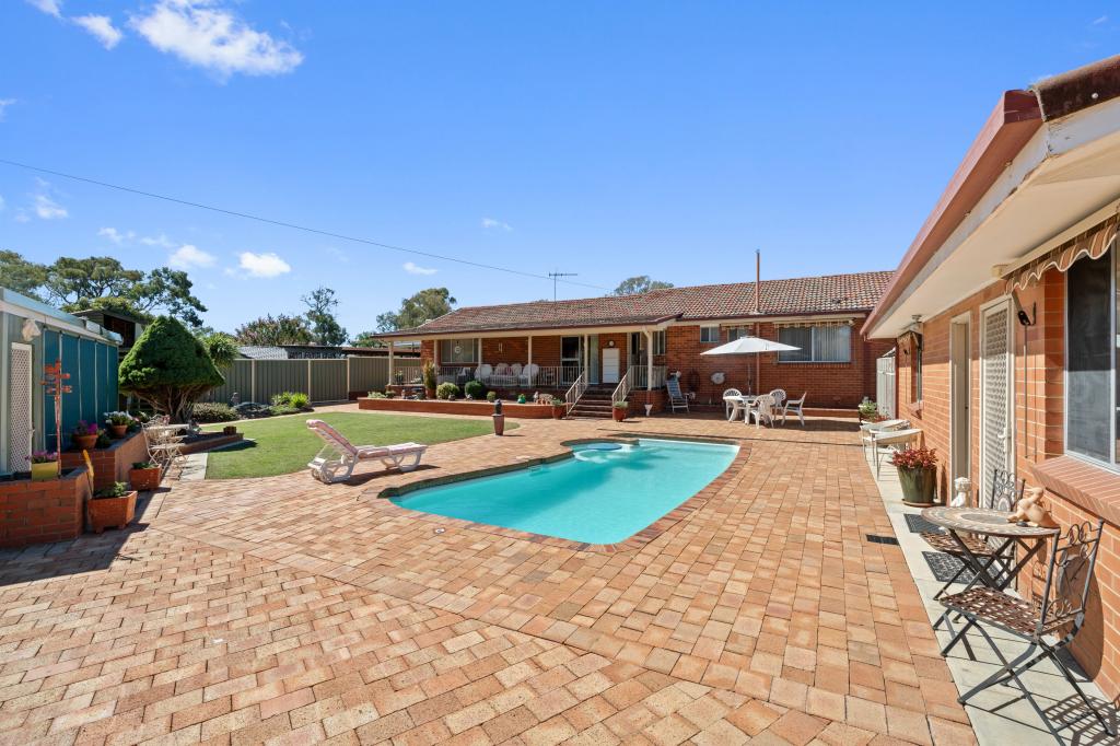 8 Jevons Pl, Page, ACT 2614