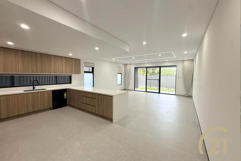 119 Stella St, Fairfield Heights, NSW 2165